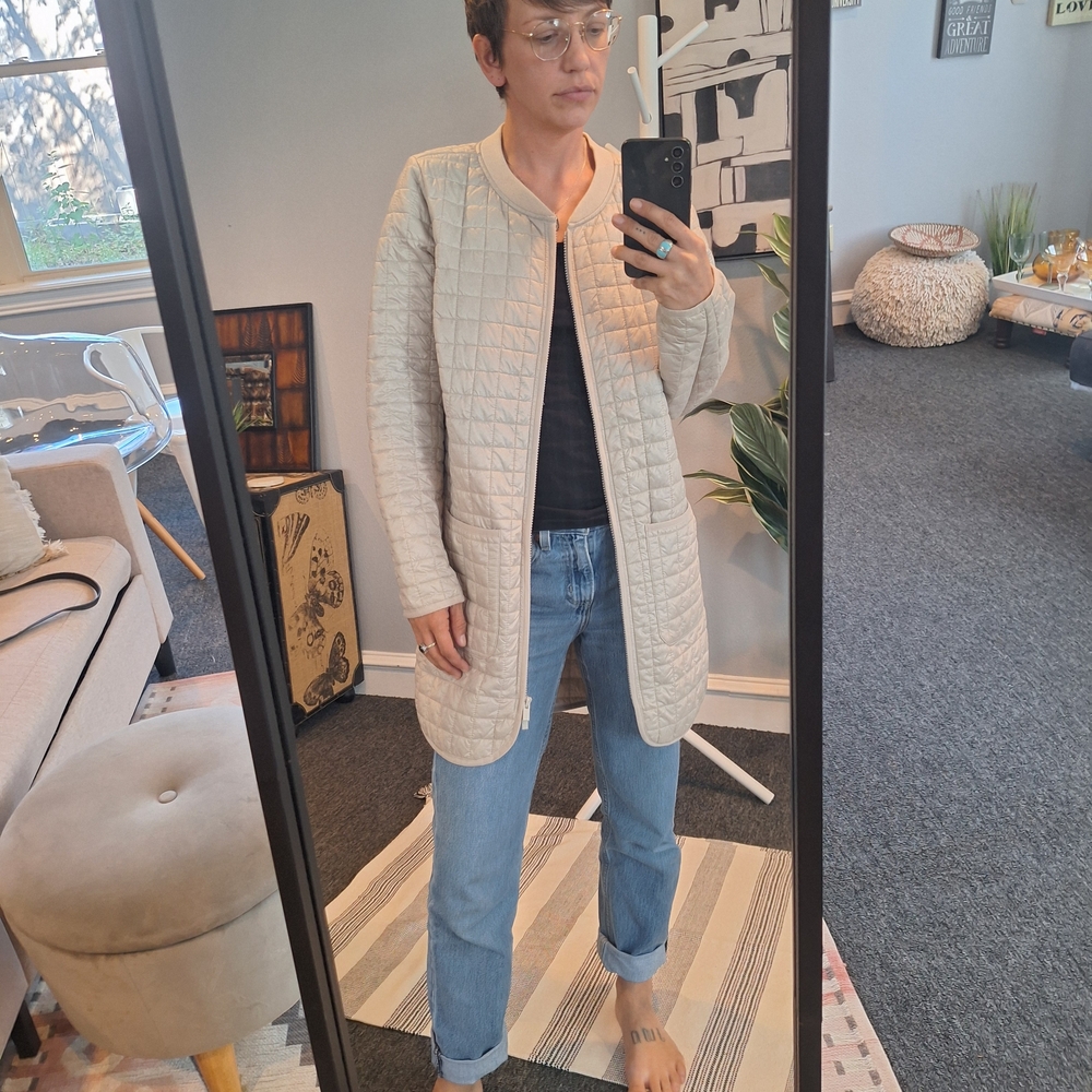 Quilted Beige Jacket - Picture 6 of 6